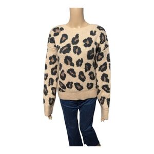 PINK Victoria's Secret Leopard Print Cropped Sweater S